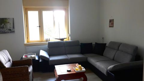 Eladó Ház 2635 Vámosmikola Vámosmikola Központ
