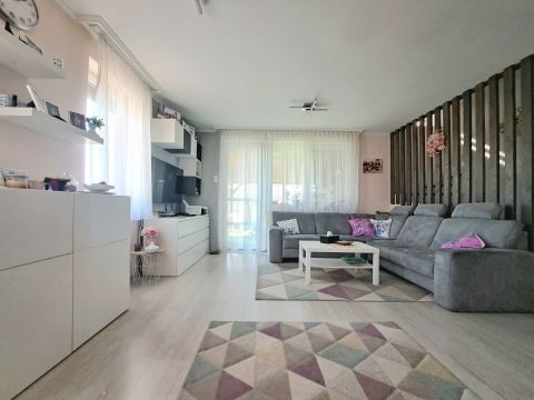 Eladó Ház 6500 Baja Baja közkedvelt részén 