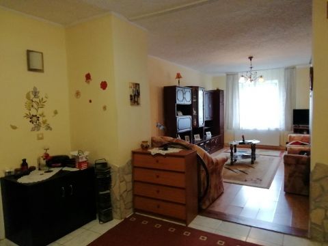 Eladó Ház 5350 Tiszafüred 5359 Tiszafüred, Csendes