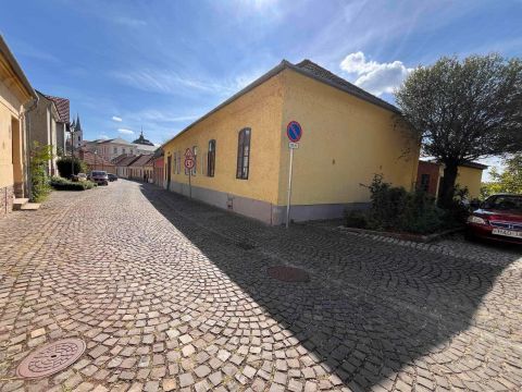 Eladó Ház 2500 Esztergom 