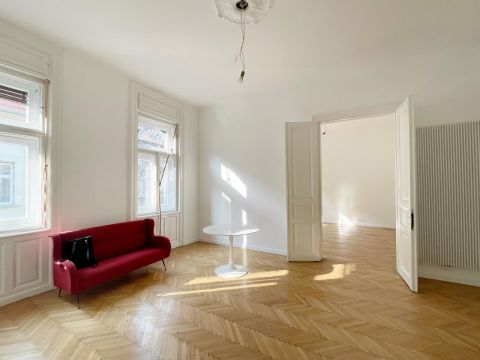 Eladó Lakás 1063 Budapest 6. kerület 