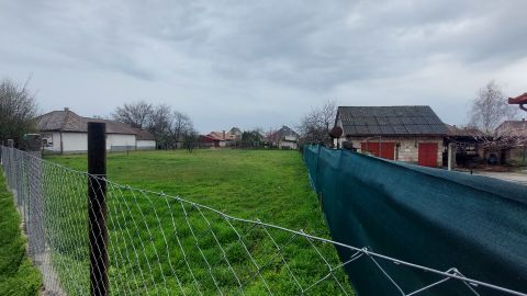 Eladó Telek 2760 Nagykáta , Csendes utcában