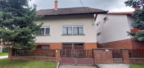 Eladó Ház 7200 Dombóvár 