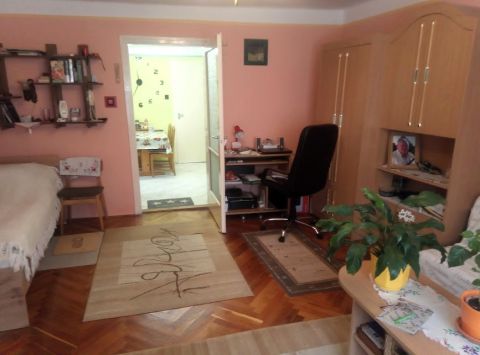Eladó Ház 2500 Esztergom 