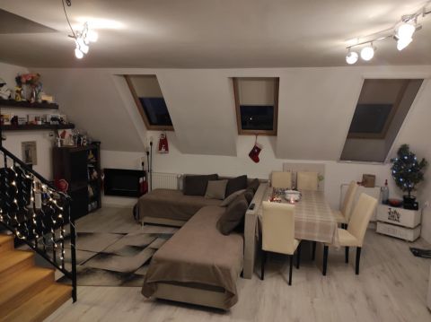 Eladó Lakás 2750 Nagykőrös , Nagykőrös belvárosában, 2 szoba + nappalis lakás eladó