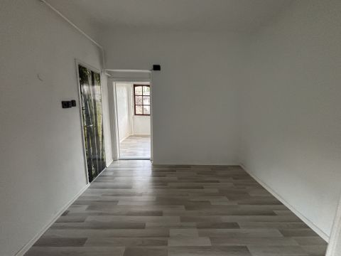 Eladó Lakás 8200 Veszprém 
