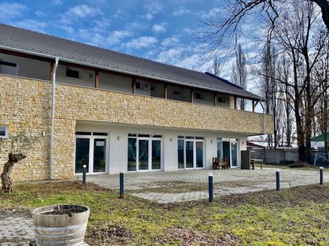 Eladó Vendéglátás 7773 Villány Villányban, kiemelkedő borvidékünk központjában