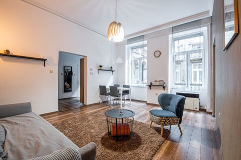 Kiadó Lakás 1074 Budapest 7. kerület 