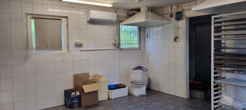 Kiadó Vendéglátás 4031 Debrecen , Debrecen Csigekert