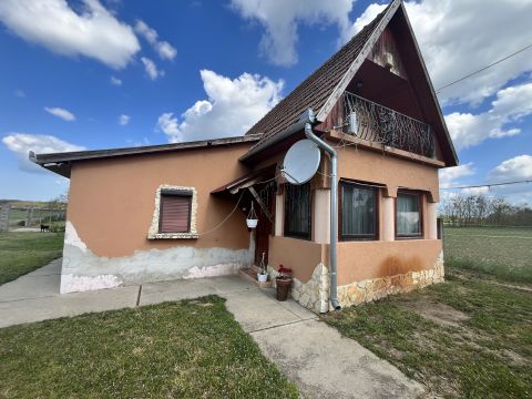 Eladó Ház 6000 Kecskemét 