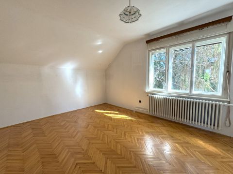 Eladó Ház 1165 Budapest 16. kerület 