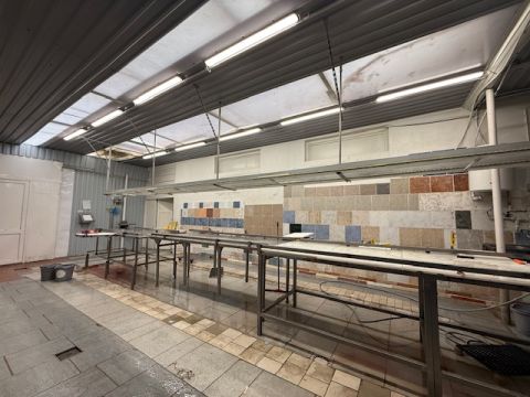 Eladó Ipari 2225 Üllő 