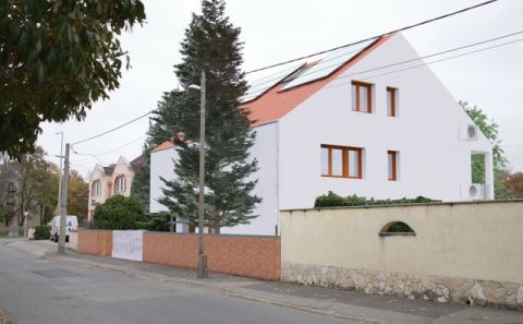 Eladó Lakás 7633 Pécs Egyetemváros