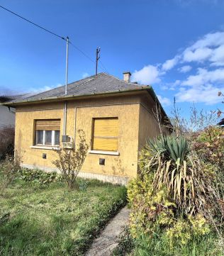 Eladó Ház 1039 Budapest 3. kerület , Eladó 2 generációs önálló családi ház Csillaghegyen, 628 m2 