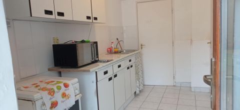 Eladó Lakás 8500 Pápa 