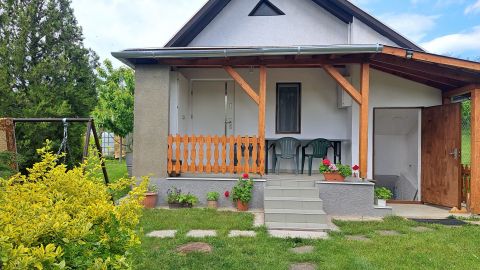 Eladó Telek 8100 Várpalota 