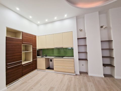 Eladó Lakás 1136 Budapest 13. kerület , ***AMERIKAI KONYHÁS NAPPALI+2 HÁLÓS+ GARDRÓBOS LAKÁS***