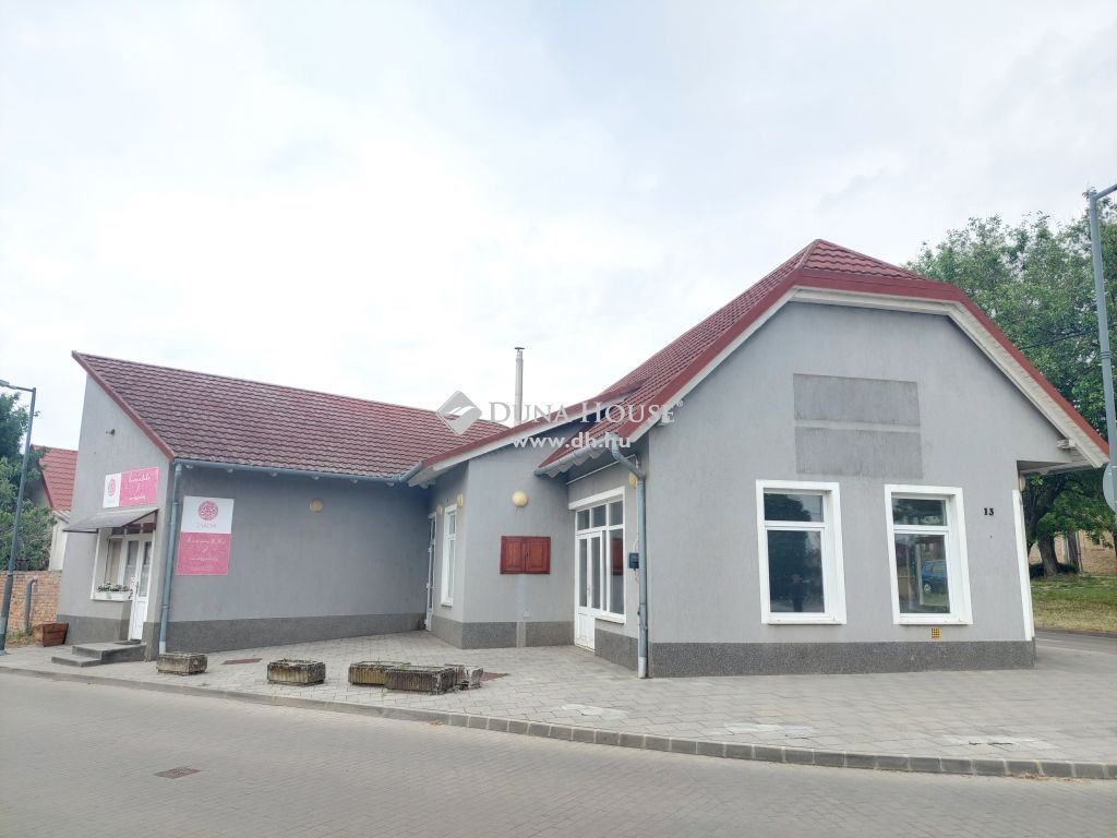7030 Paks , Vállalkozók figyelem! — 1/28