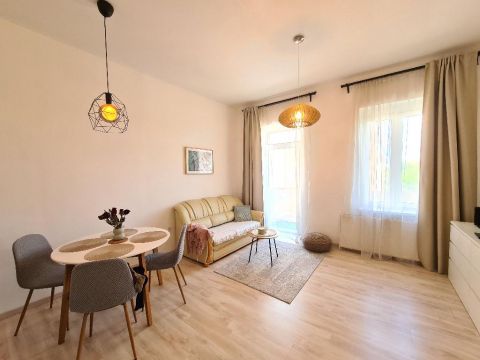 Eladó Lakás 1081 Budapest 8. kerület , 1081 Budapest 8, Népszinháznegyed