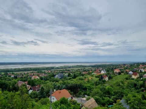 Eladó Ház 2481 Velence Örök Panoráma!!