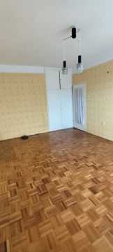 Eladó Lakás 8200 Veszprém 