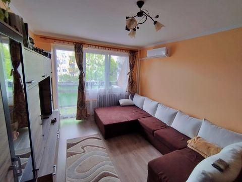 Eladó Lakás 2800 Tatabánya 