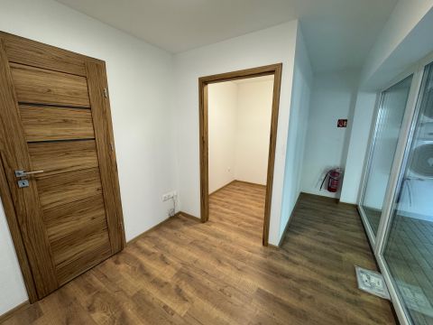 Eladó Üzlethelyiség 4400 Nyíregyháza 