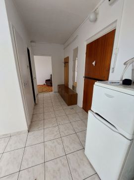 Eladó Lakás 6500 Baja Újváros