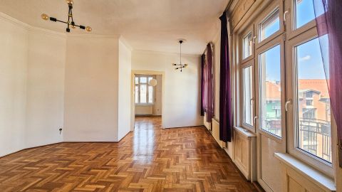 Eladó Lakás 1132 Budapest 13. kerület , ÚJLIPÓTVÁROS - napfényes, erkélyes SAROKLAKÁS!