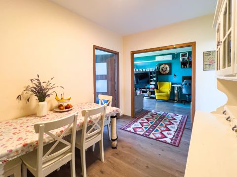 Eladó Lakás 1181 Budapest 18. kerület , Négyszobássá is alakítható lakás
