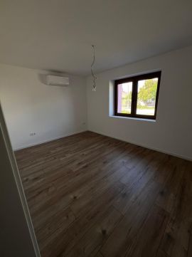 Eladó Ház 8111 Seregélyes , Seregélyes, központjához közel