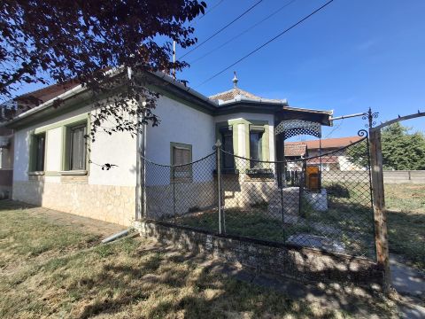 Eladó Ház 4100 Berettyóújfalu 