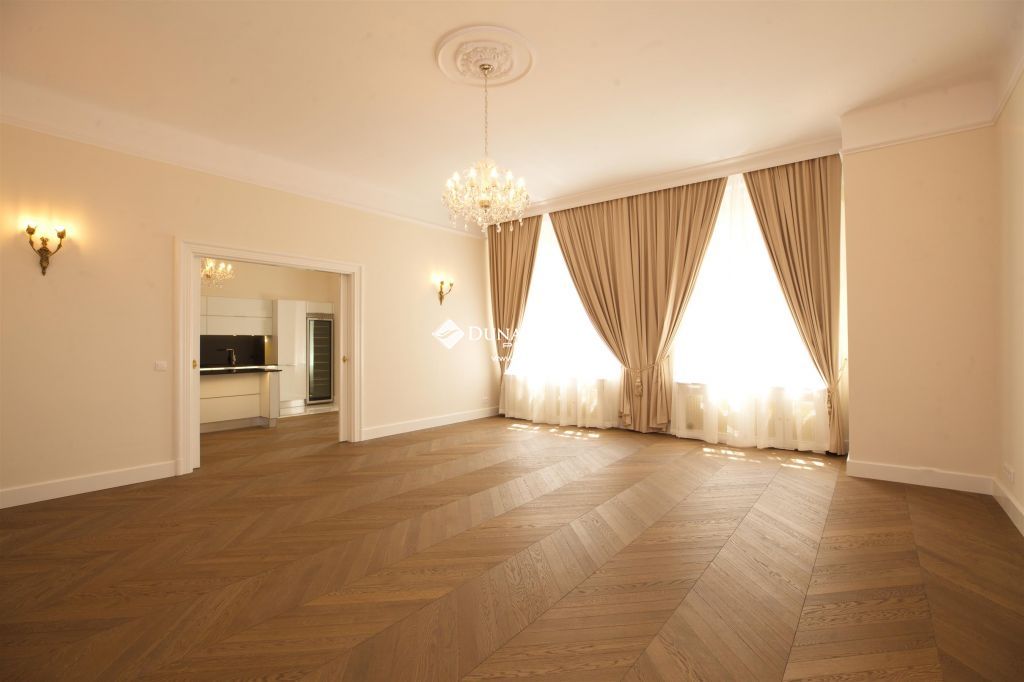 Eladó lakás, Budapest, 5. kerület