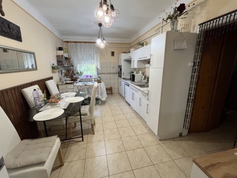 Eladó Lakás 7623 Pécs 