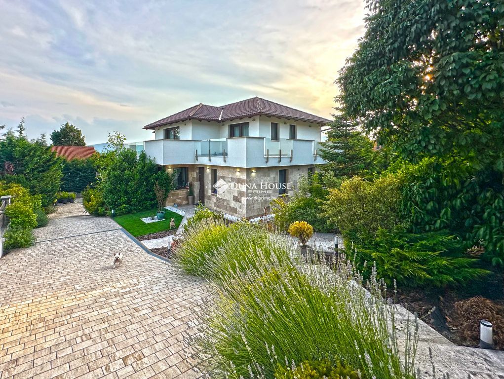 Eladó ház, Szentendre