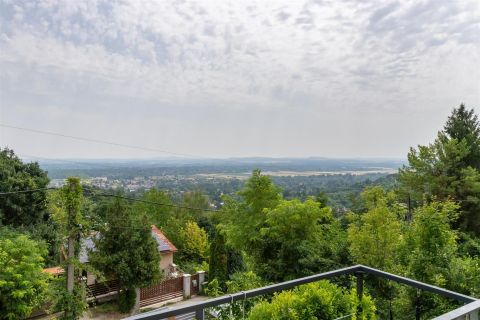 Eladó Ház 2016 Leányfalu , Panoráma u közelében
