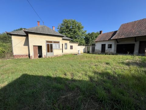 Eladó Ház 9935 Szőce 