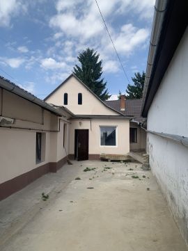 Eladó Ház 7130 Tolna városközpontban
