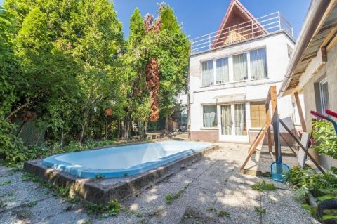 Eladó Ház 2092 Budakeszi , 2092 Budakeszi, családi házas