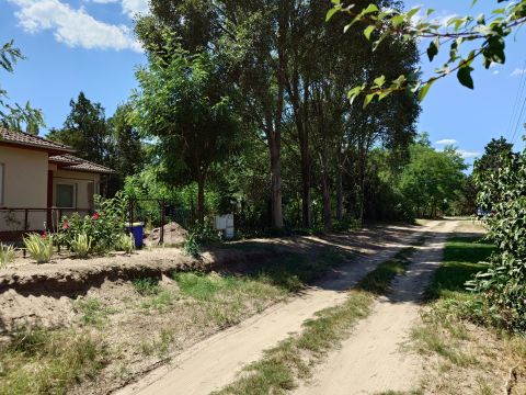 Eladó Telek 6000 Kecskemét KATONATELEP BAL OLDALA 