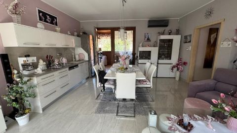 Eladó Lakás 5700 Gyula , 5700 Gyula, Belváros