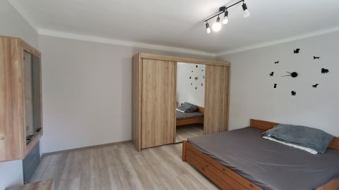 Eladó Lakás 7300 Komló 