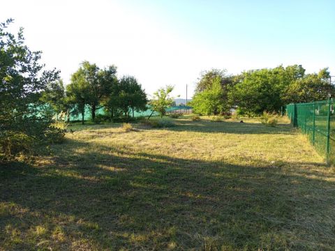Eladó Telek 2083 Solymár , PEMÜ Sporttelep közelében
