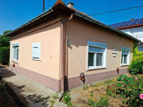 Eladó Ház 5600 Békéscsaba 5600 Békéscsaba, Belváros