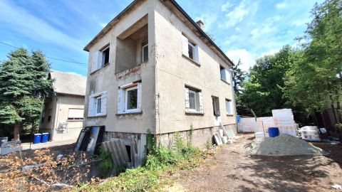 Eladó Ház 2340 Kiskunlacháza Fejlújított családi ház, csendes környék!!