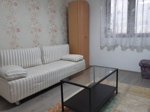 Kiadó Lakás 7626 Pécs 