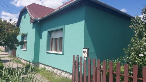 Eladó Ház 7200 Dombóvár 