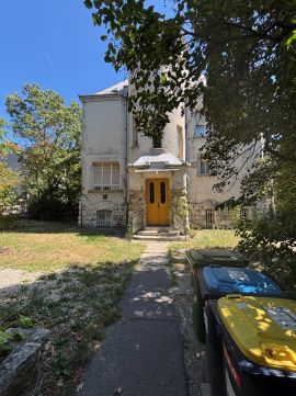Kiadó Lakás 1026 Budapest 2. kerület , Bp. 2ker. Házmán utcában,2 szobás lakás kiadó, autóbeállóval