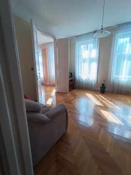 Kiadó Lakás 1149 Budapest 14. kerület , Stefániánál csendes polgári lakás akár irodának is