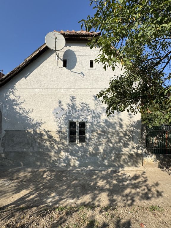 2465 Ráckeresztúr — 1/27